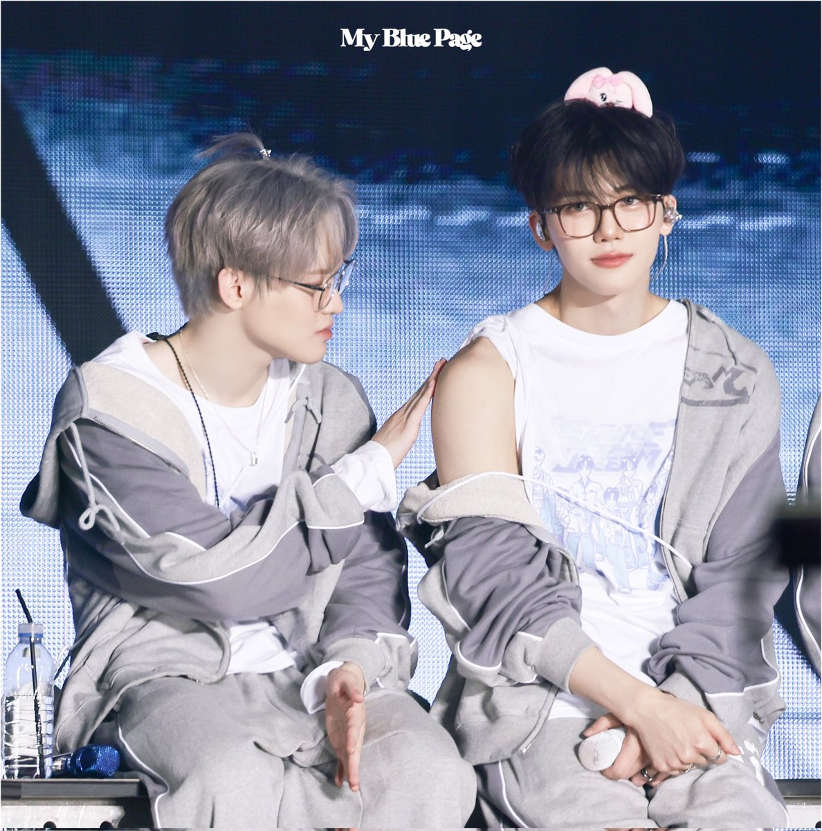 ᴍy ʙʟᴜᴇ ᴩᴀɢᴇ tweet media