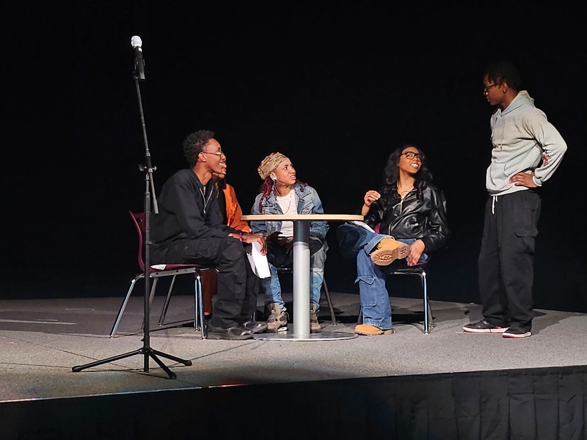 ILCharters's tweet photo. Last month, @ArtInMotionChi hosted its Black History Month Showcase. We're thrilled to see the AIM community putting their new stage, curtain, lights, and sound system to good use thanks to an Illinois Impact Initiative Charter Schools Program Grant! https://t.co/2xoOk8bdUE