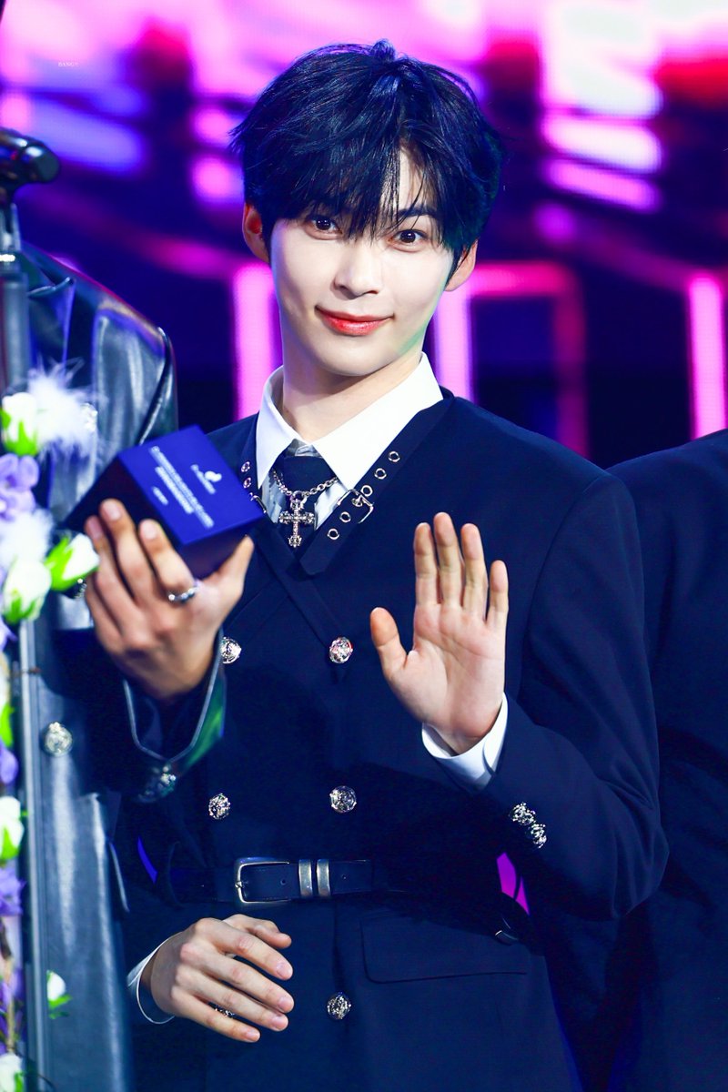 BANG！！ tweet media