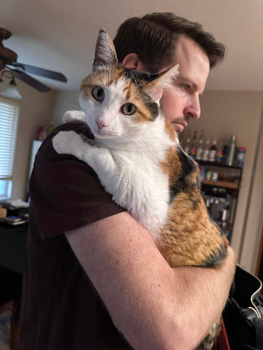 Mama BiskChip tweet media