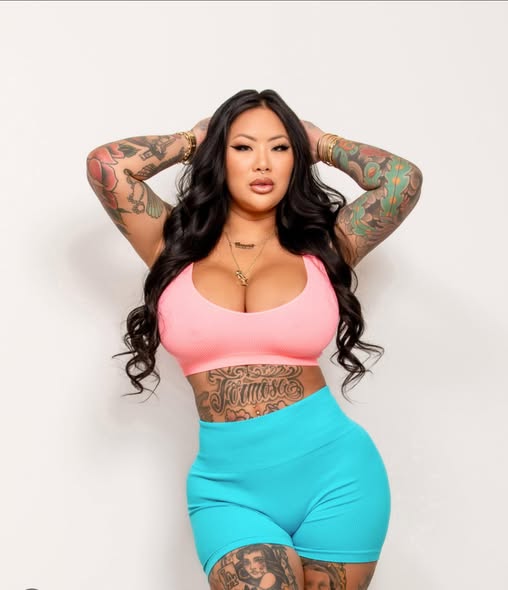 The name is : tweet media