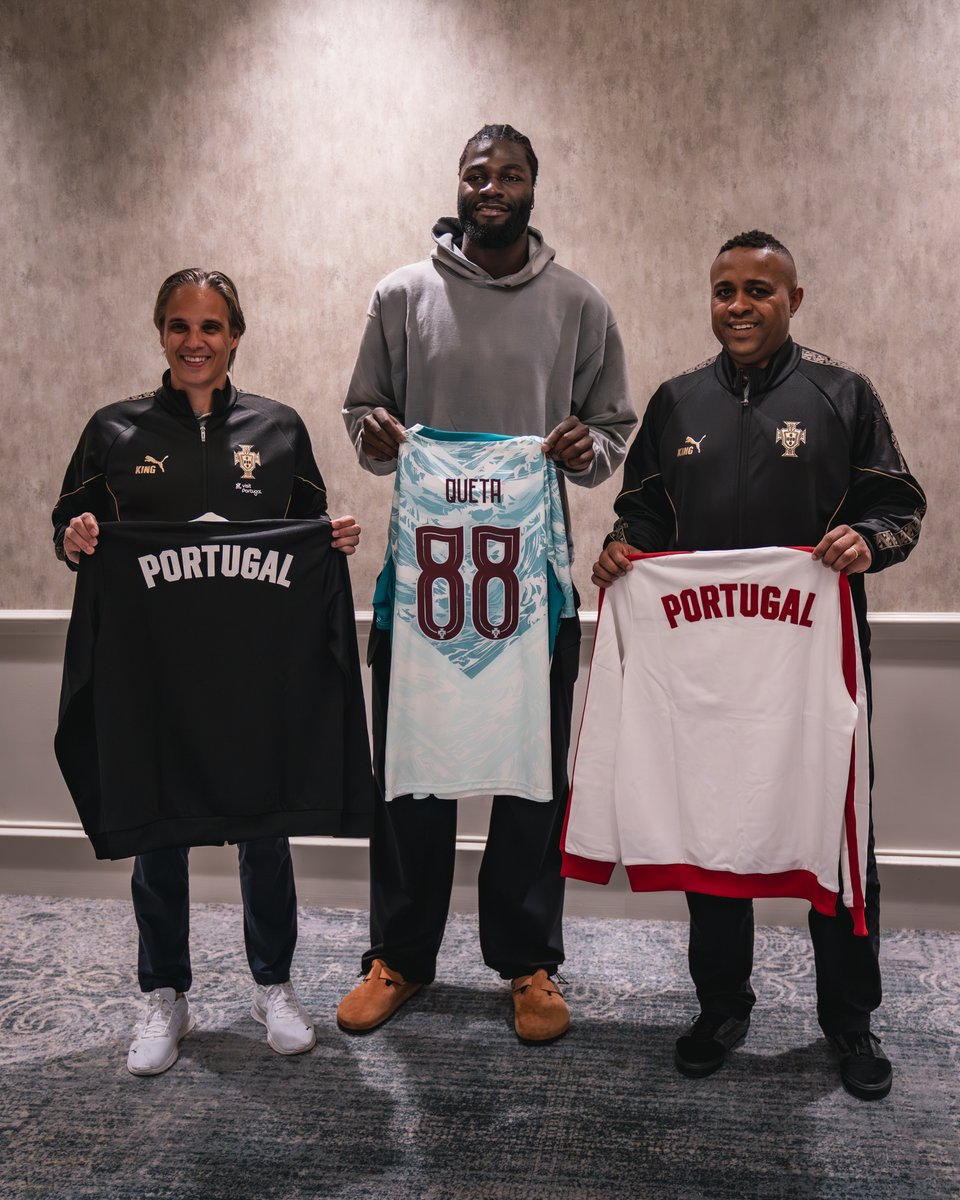Portuguese royalty 🇵🇹⚽️

Nuno Gomes 🤝 Neemi 🤝 Jorge Andrade