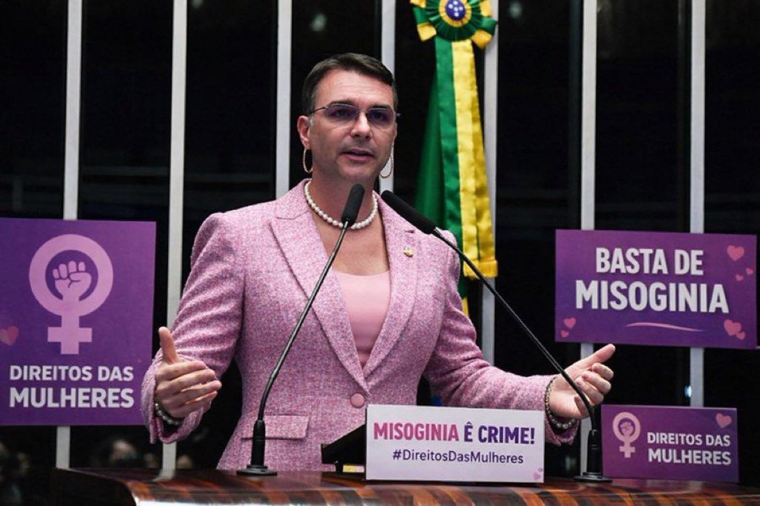 Mestre do Xadrez 4D. 🇺🇬 🇨🇳 🇸🇦 🇰🇪 tweet media