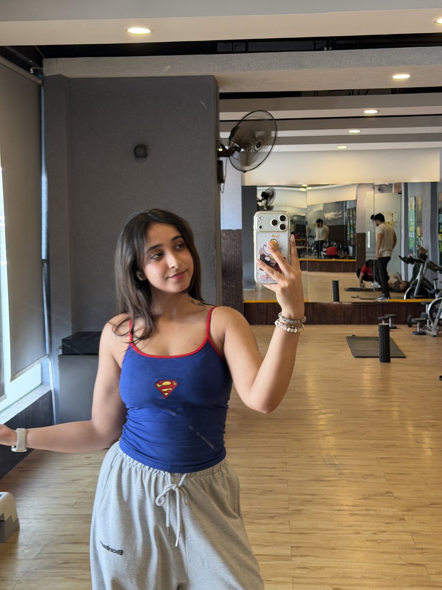 hello kitty tweet media