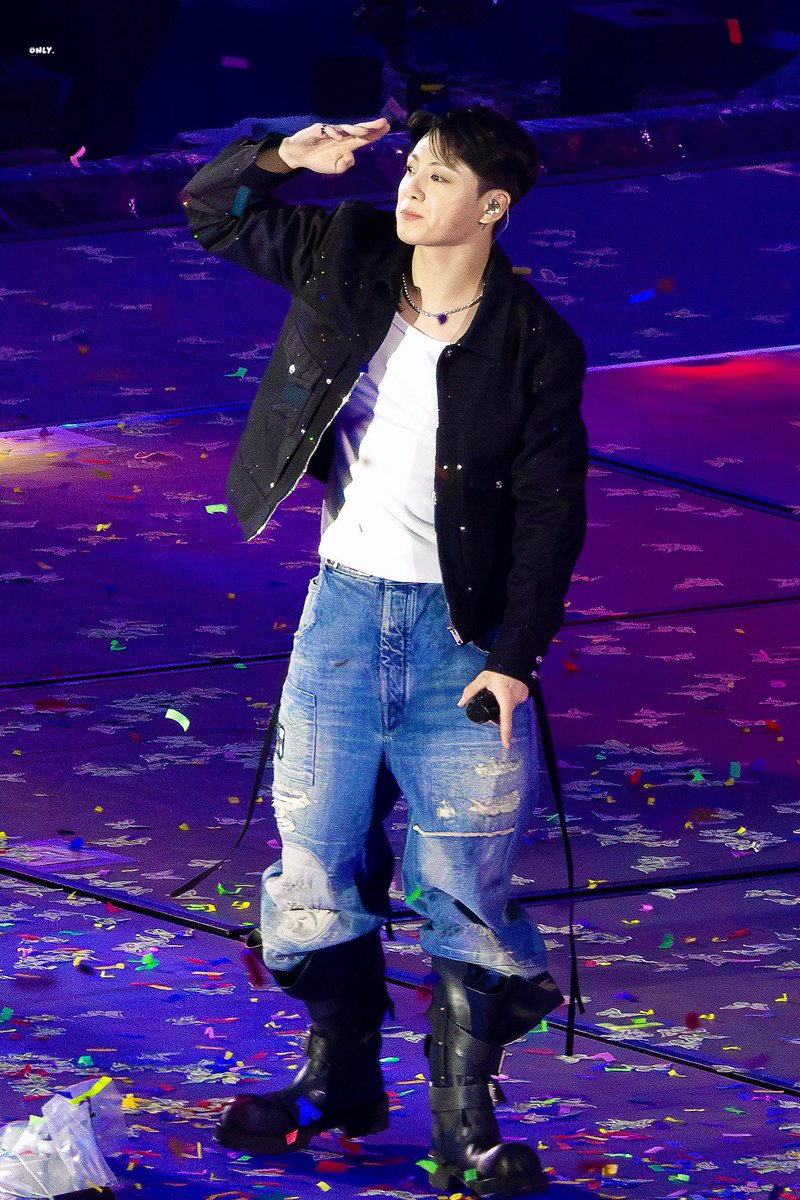 𝙊𝙉𝙇𝙔. tweet media