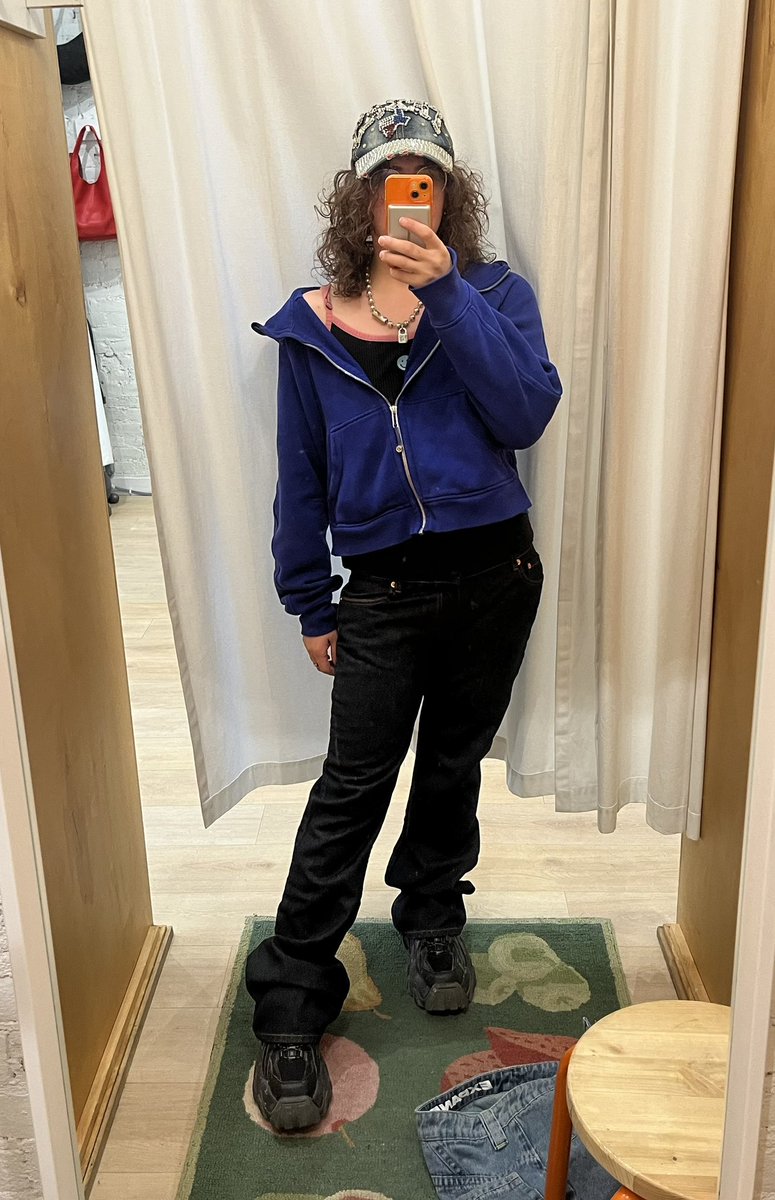 𝔦𝔰𝔞𝔞𝔠 ☻ tweet media