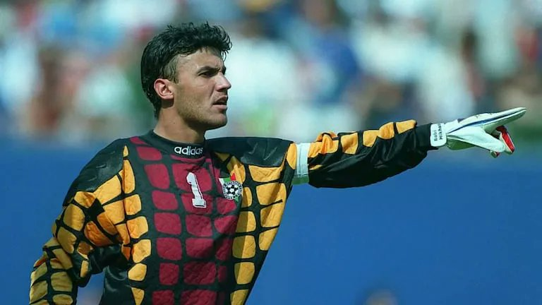 FÚTBOL RETRO ⚽️ tweet media