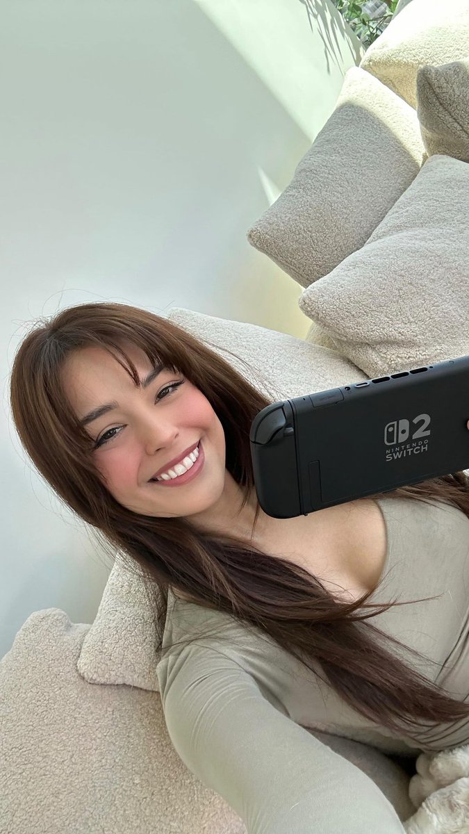 Valkyrae Updates ☀️ tweet media