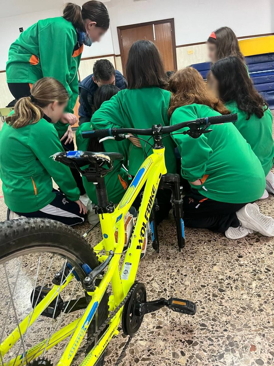 Aula Ciclista GVA-FCCV tweet media