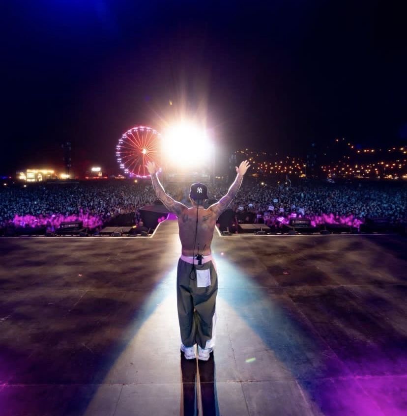 Justin Bieber AR tweet media