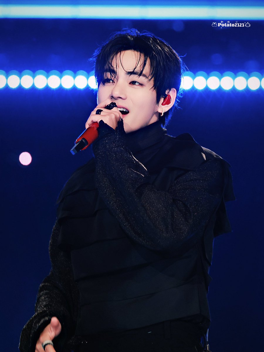 𝓟𝓾𝓻𝓹𝓵𝓮 𝓫𝓮𝓪𝓻 🍀 tweet media