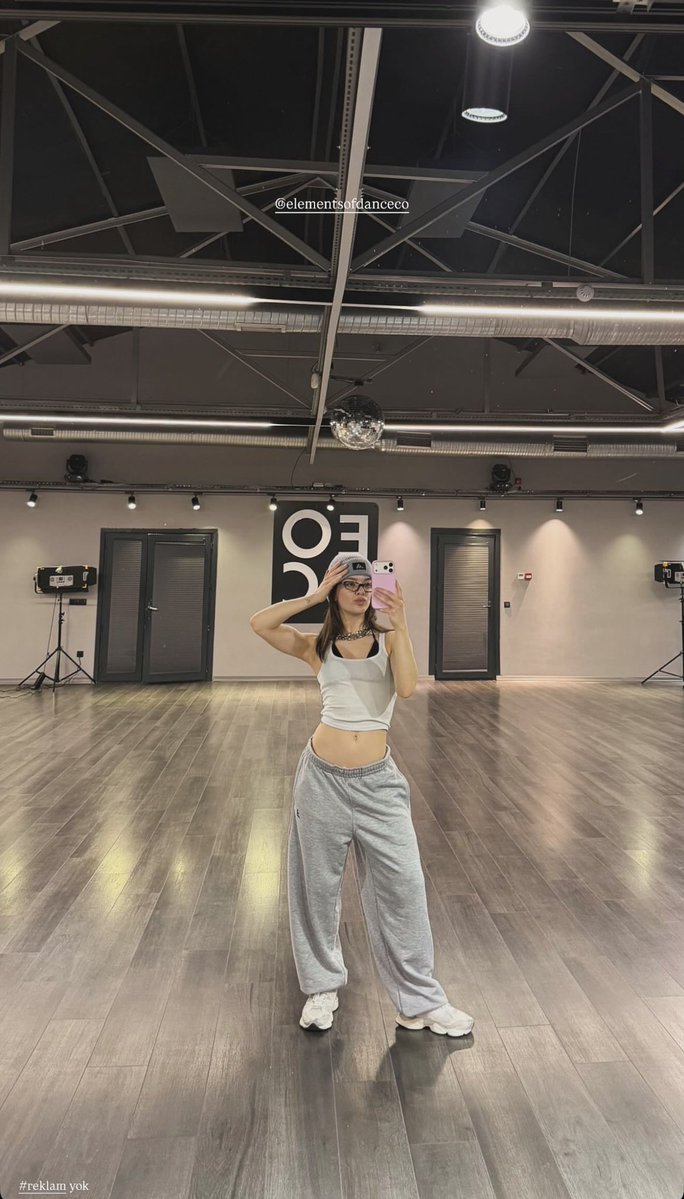 Aley🇫🇷 tweet media