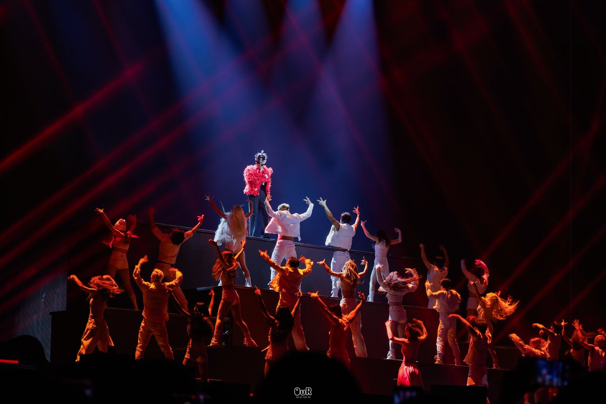 OUR_0804's tweet image. 251220  MMA

#GD #GDRAGON #지드래곤 
 #ジヨン #權志龍
#AprilFoolsDay #만우절