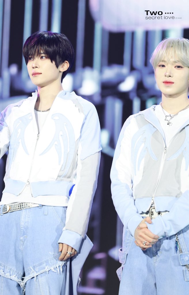 Two_secretlove tweet media