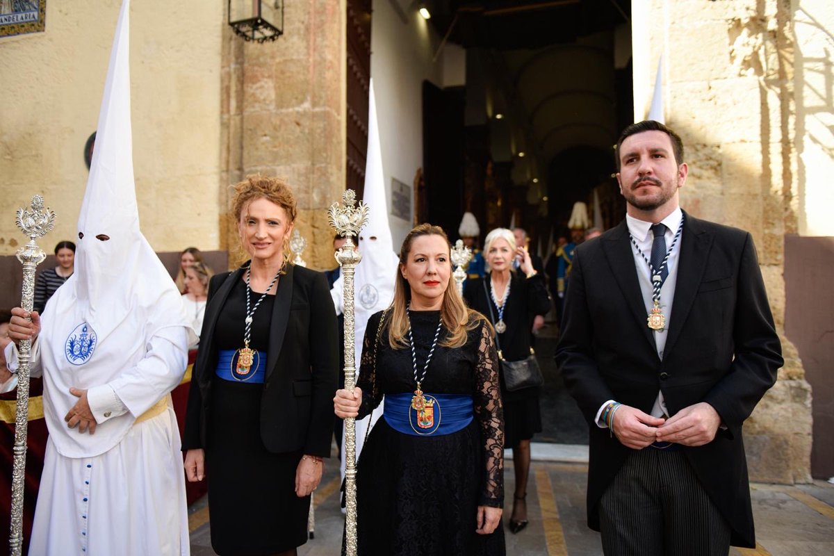 Rosa Dávila tweet media