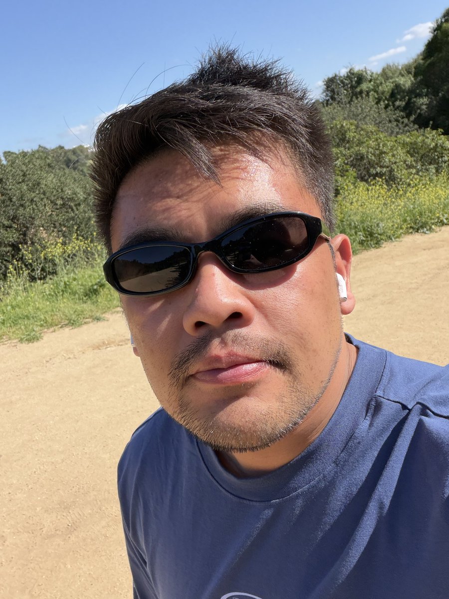 ahhitsedward's tweet photo. Selfie dump on Twitter. 

idk who is still on here. i just want to subtweet in peace like a true real millennial boy 🙂‍↕️😌🥲 https://t.co/CycfeJAWGk