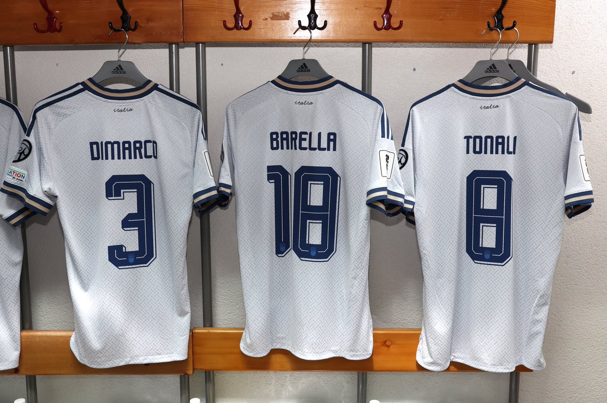 Nazionale Italiana ⭐️⭐️⭐️⭐️ tweet media