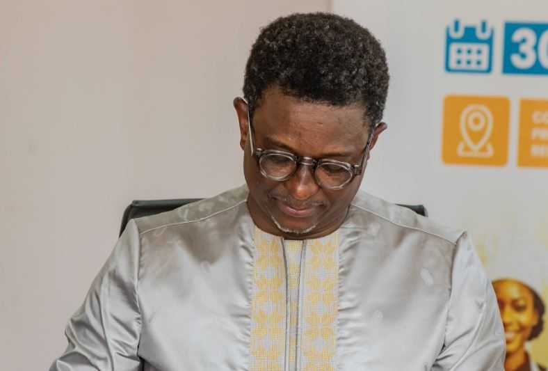 VisionGuinee's tweet image. Développement du capital humain : ‘’Nous posons les bases d’un modèle durable’’, selon le ministre Alpha Bacar Barry visionguinee.info/developpement-… #Kibaro #EducationMatters