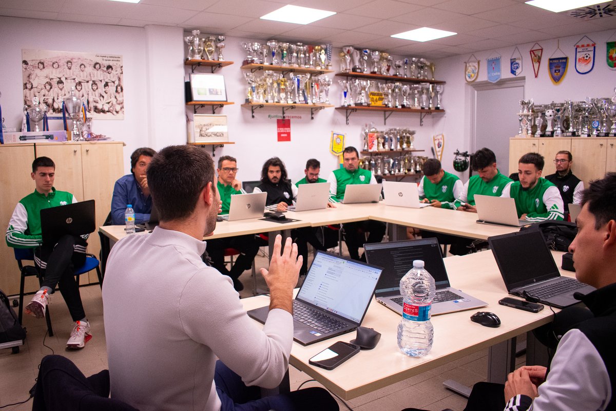 CD Malilla 🔴🟢 tweet media