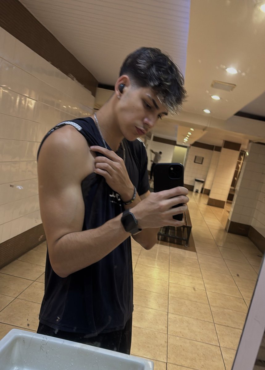 Arthur Navarro tweet media