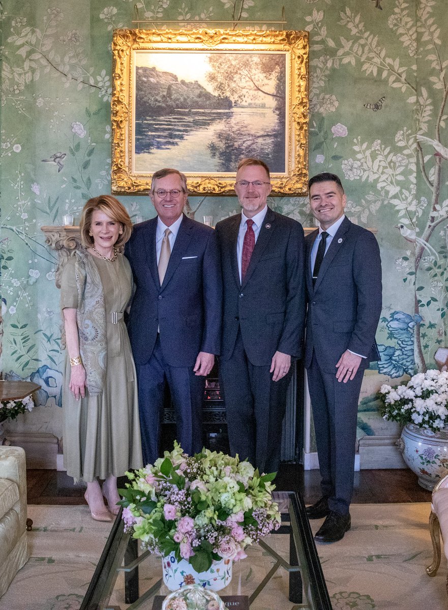 Ambassador Warren Stephens tweet media