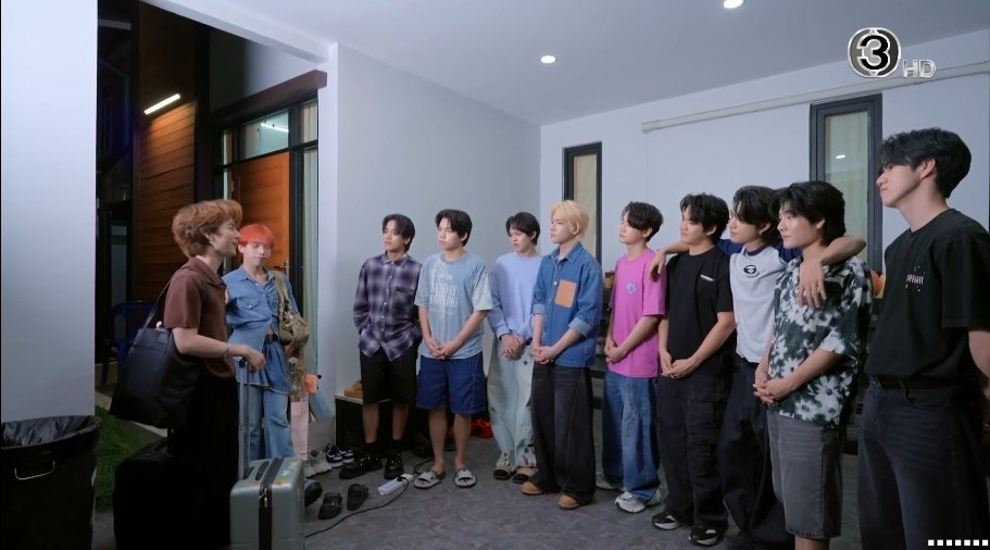 ขอโทษนะ แต่เพชรหล่อ .____.

SHINE BOYS THAILAND
#SHINEBOYSEp8