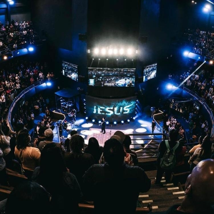 République tweet media