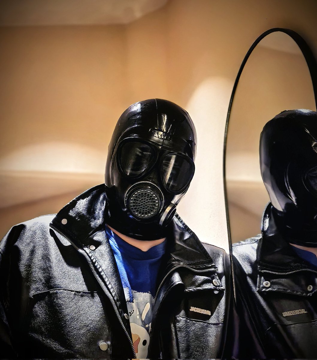 Rubber_HuaS tweet media