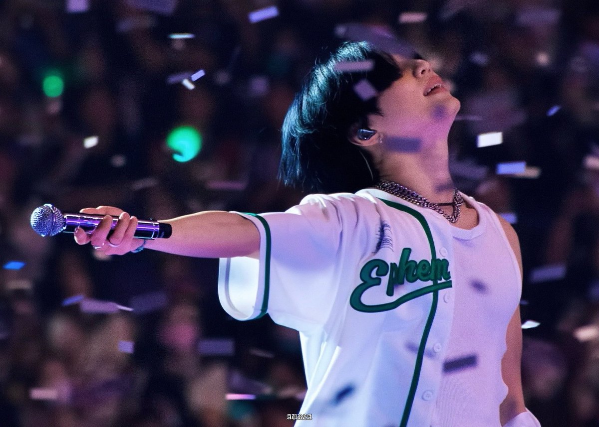 𝔞𝔲𝔯𝔢𝔞 tweet media