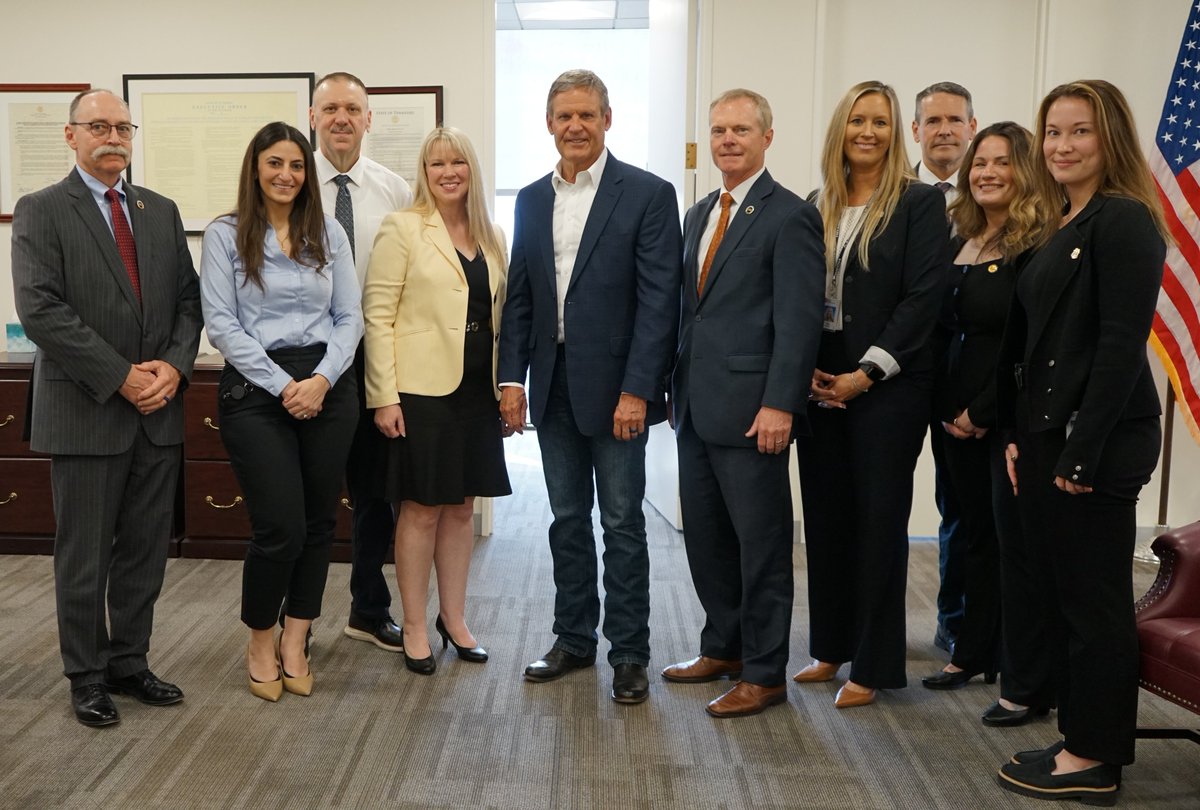 TNAdvancedComms's tweet photo. Gov. Lee  visited the TN Dept. of Safety &amp; Homeland Security today to meet with division leaders and review key achievements resulting from state investments in public safety.
Later, the Governor toured the department and thanked staff for their dedication to securing the state. https://t.co/jMud6LzlO7