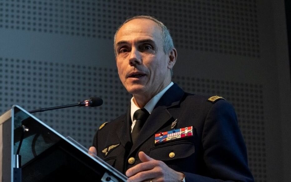 Little Think Tank tweet media