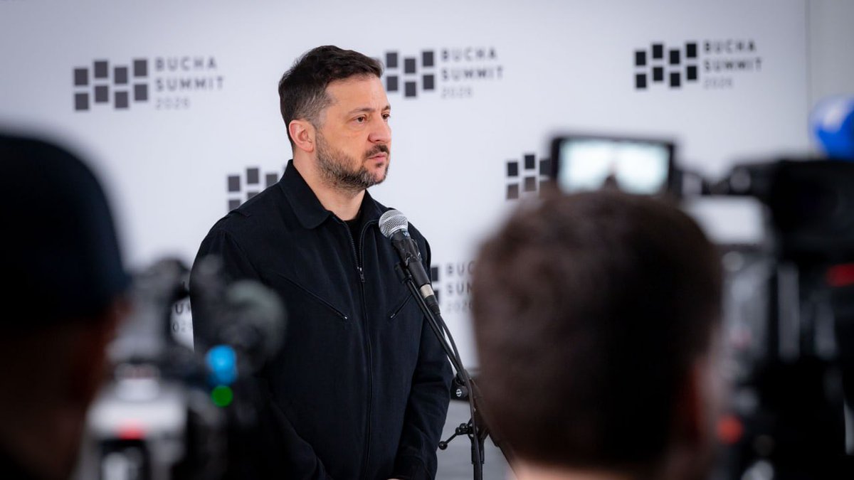 MAKS 25 🇺🇦👀 tweet media