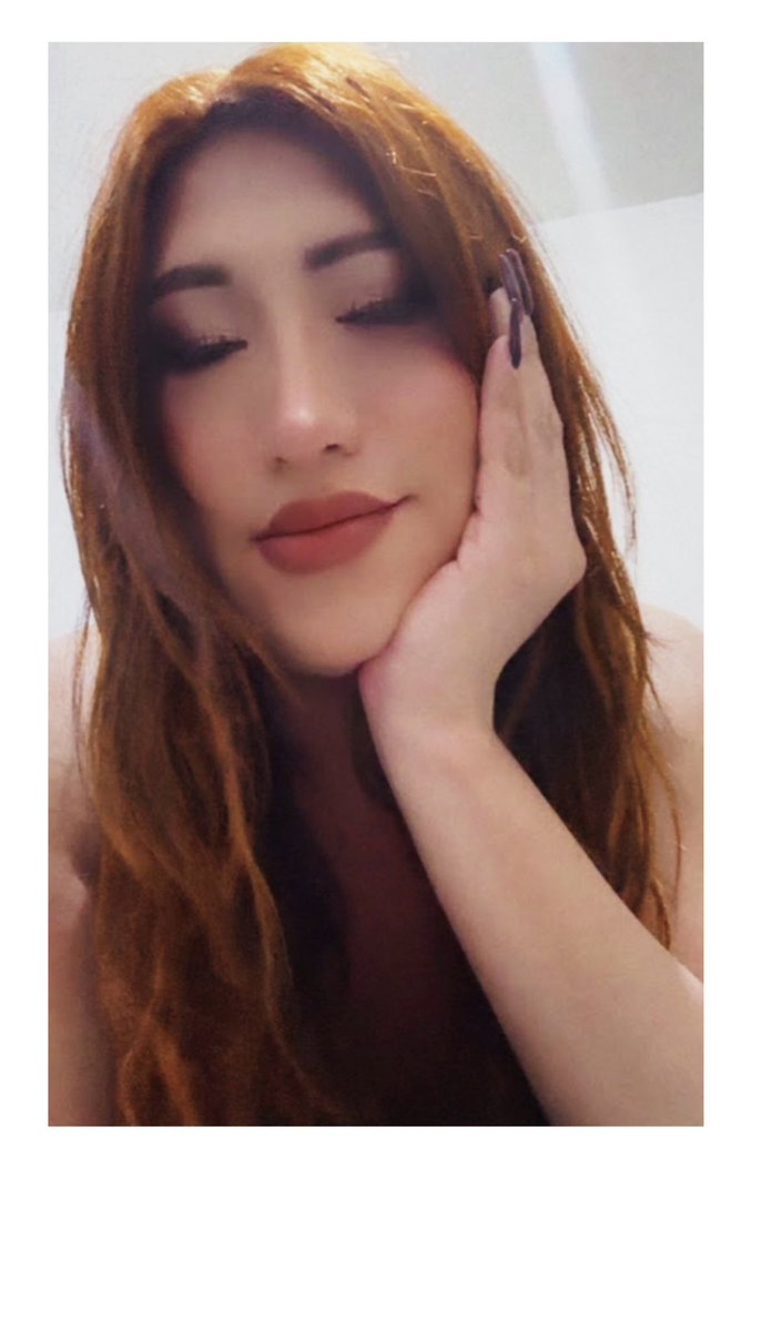 A L L I E tweet media