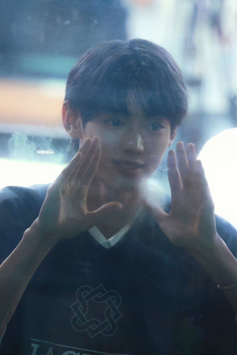 𝐂𝐨𝐥𝐥𝐢𝐧𝐬 tweet media