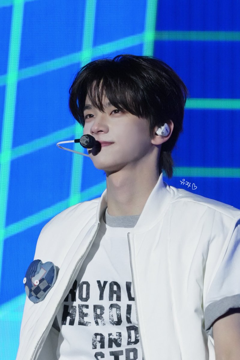 251102｜COLOR in MUSIC FESTIVAL 

🦒🐾

#HappyFoolDay #AprilFoolsDay
#신유 #SHINYU #シニュ #투어스 #TWS