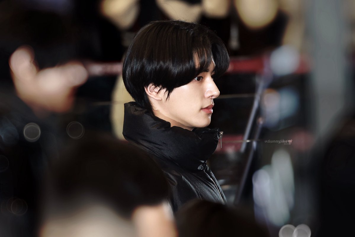 Sunnyiike tweet media