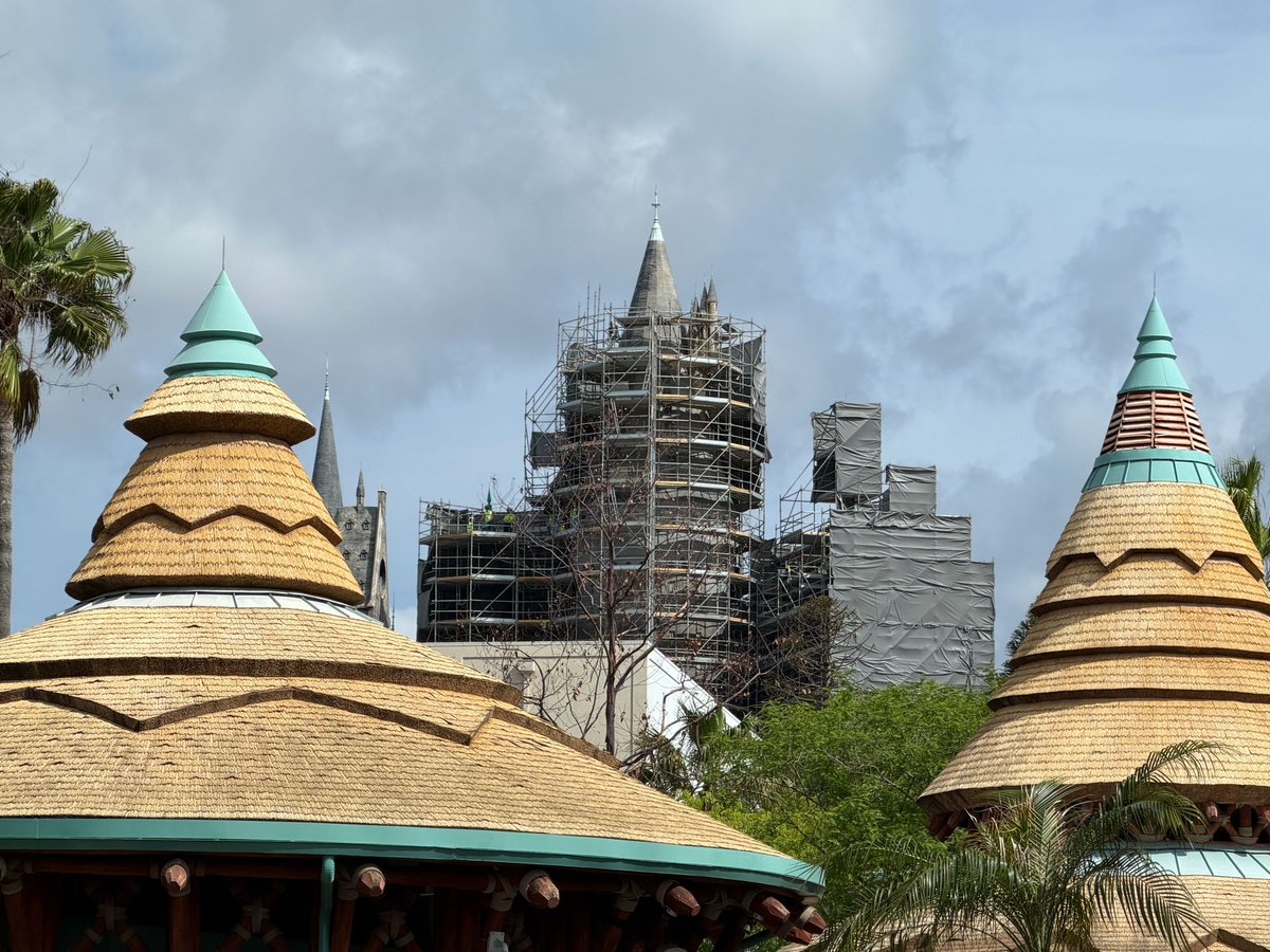 Inside Universal tweet media