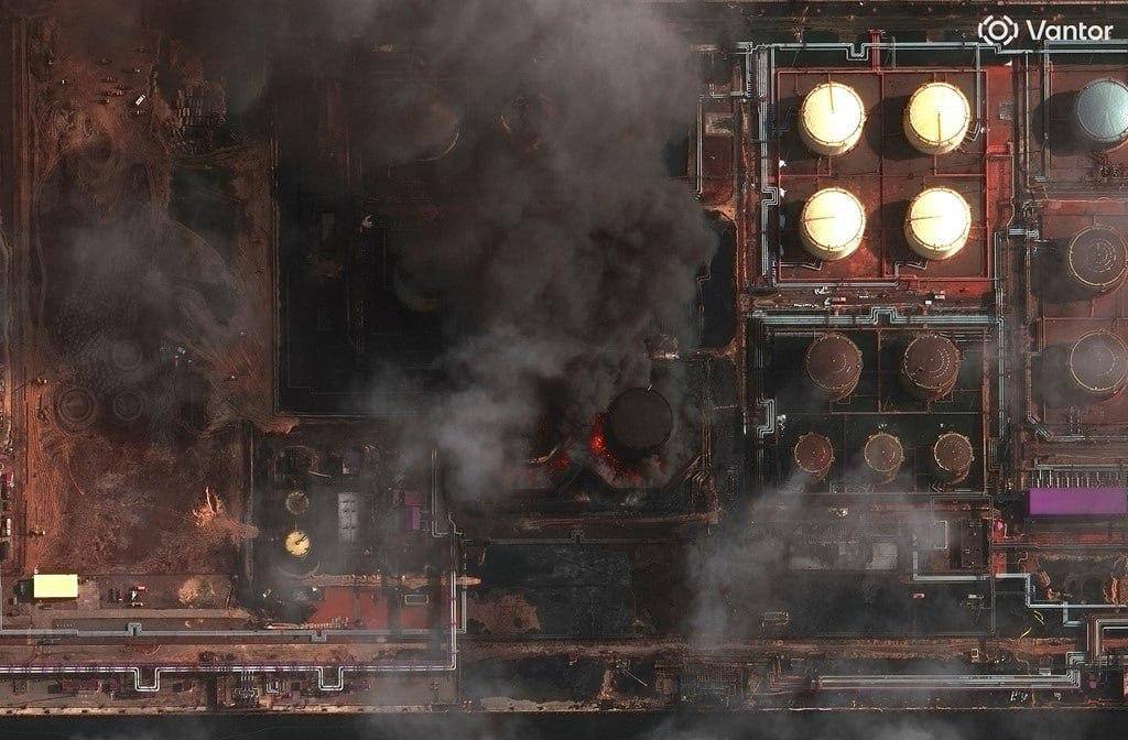 Breaking News tweet media