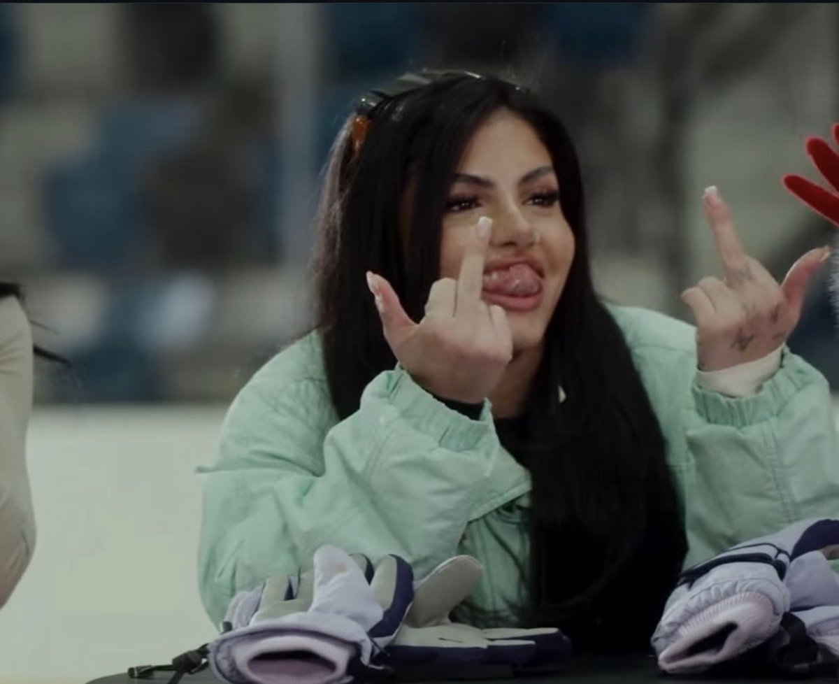 HudaCrave tweet media