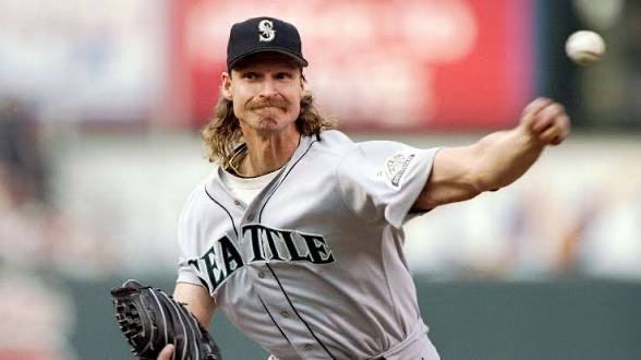 Captain's Corner tweet media