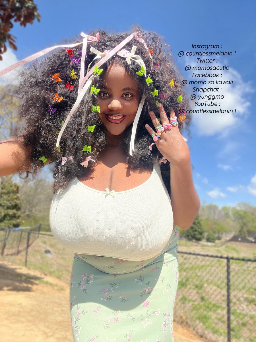 ☆*:.｡.꒰ঌ Momo so kawaiii♡ 🎀 tweet media