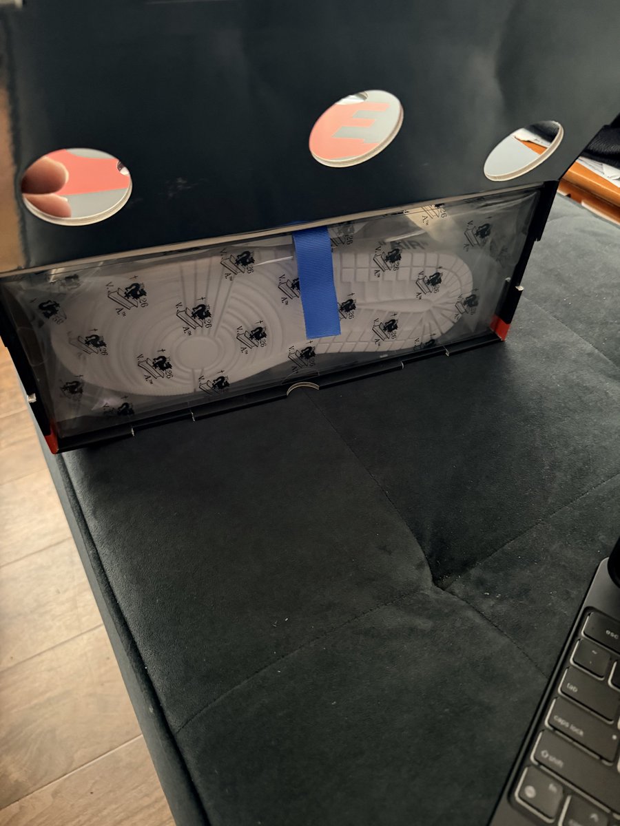 Jaywalka tweet media