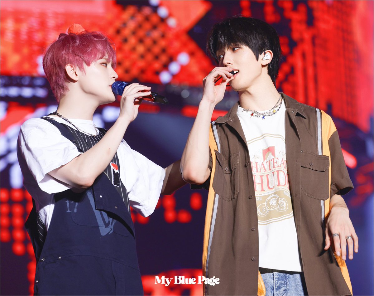 ᴍy ʙʟᴜᴇ ᴩᴀɢᴇ tweet media