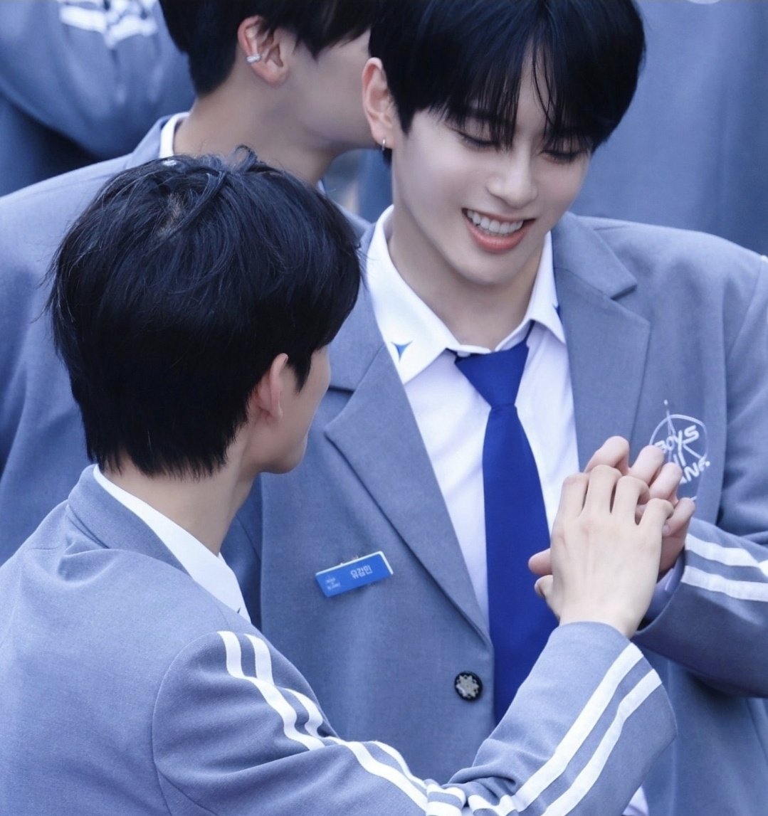 리리¹¹ dongmin for f1are | kim geonwoo ᯓ★ tweet media