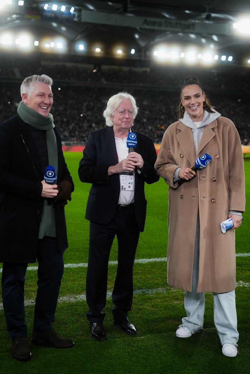 Bastian Schweinsteiger tweet media