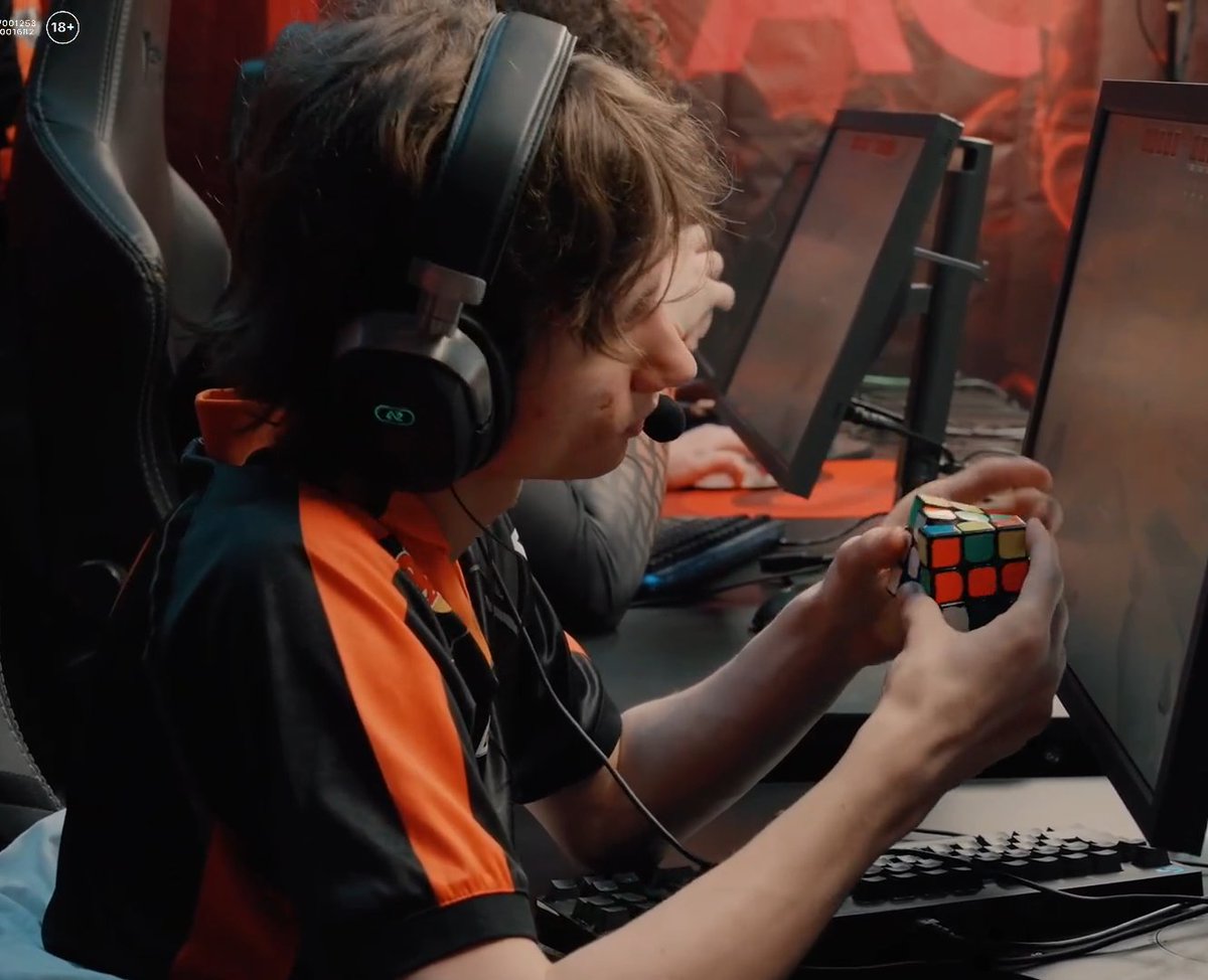 FNATIC CS tweet media