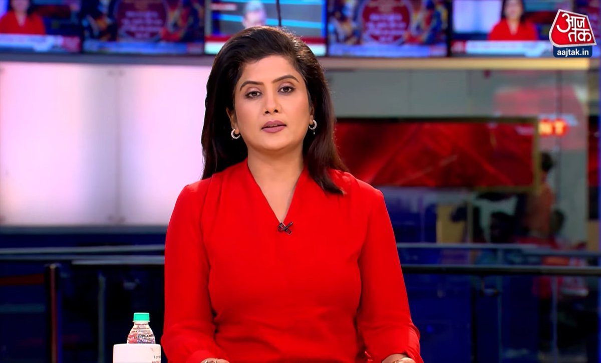 TARUNMI24's tweet photo. #Tuesday
♥️♥️♥️ #redoutfit ❤️❤️#aajtak #9BajGaye #EkAurEkGyarah #LunchBreak #saturdayvibe #KhabreinAsardar #Shankhnaad #Vishesh #Khabardar #makingmorningbeautiful #redlooks #prfect #Vishesh #Shankhnaad @nehabatham03 Didi 🙏🧿😊❤️❤️❤️ https://t.co/EkPSc96abm