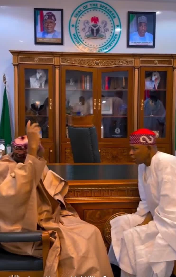 ᗩbuᗩyaan tweet media