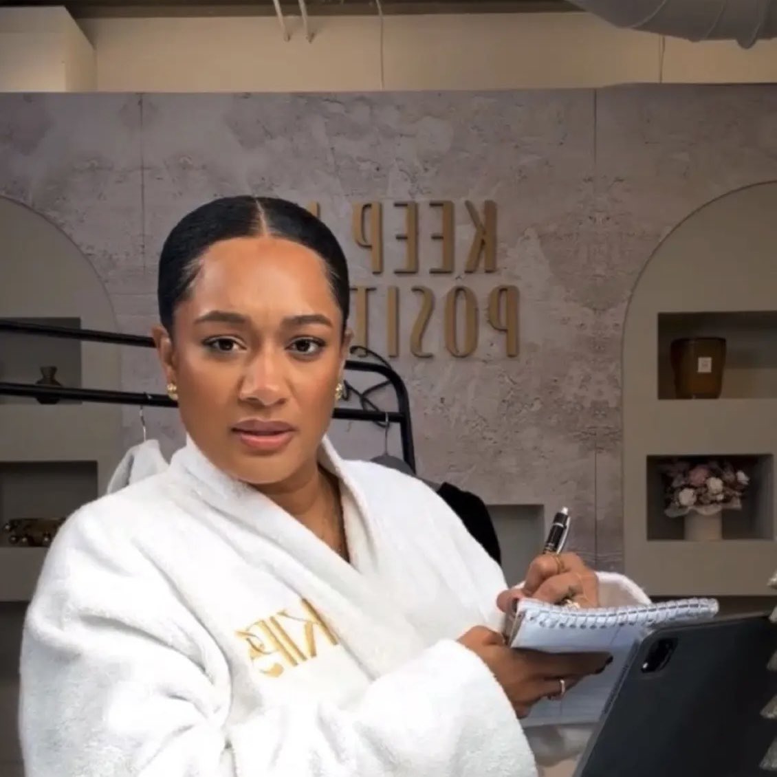 𑣲jassy. 💌 tweet media