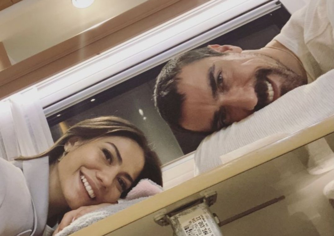 Octoberhere tweet media